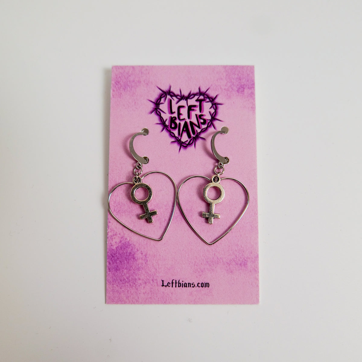 Heart Venus earrings